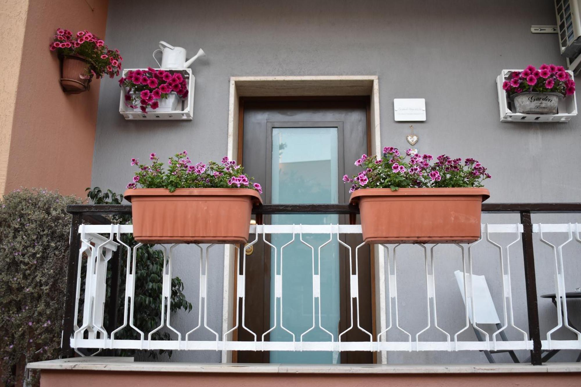 La Casa Di Maya & Cloe Bari Exterior photo